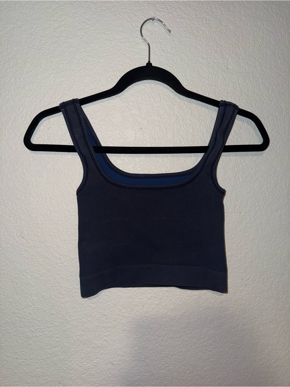The North Face Navy Ribbed Seamless Crop Tank and Leggings Set - Picture 5 of 9